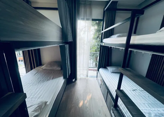 Hotel a capsule Anew & Sleepbox *
