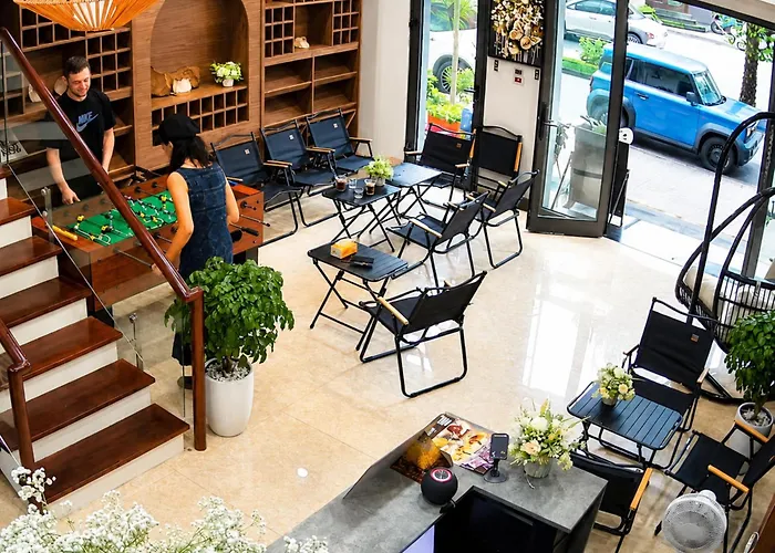 Anew & Sleepbox Capsule hotel Ha Long